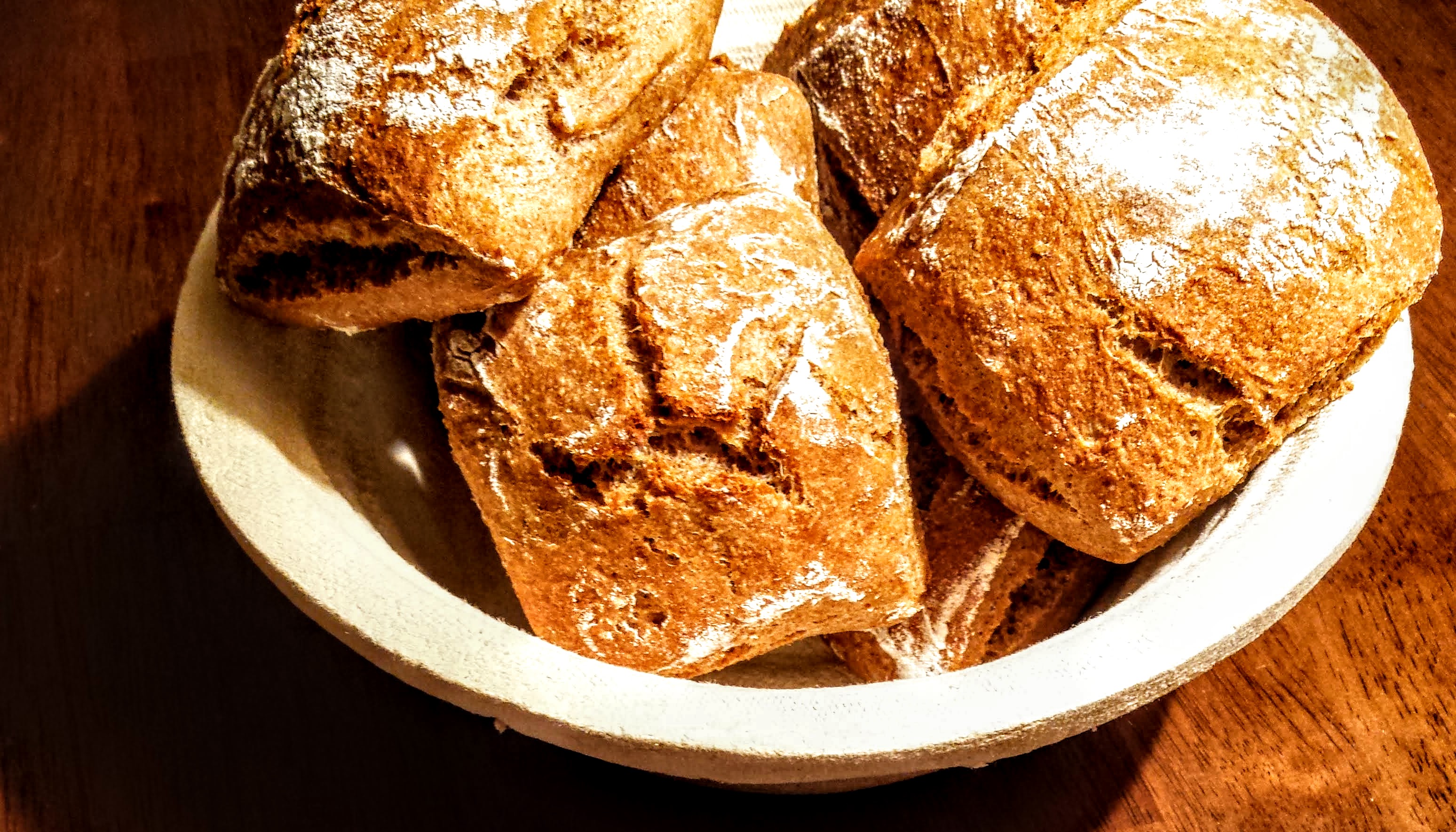 Vollkornbrötchen mit Übernachtgare - rustikaler Genuß - Miris Welt