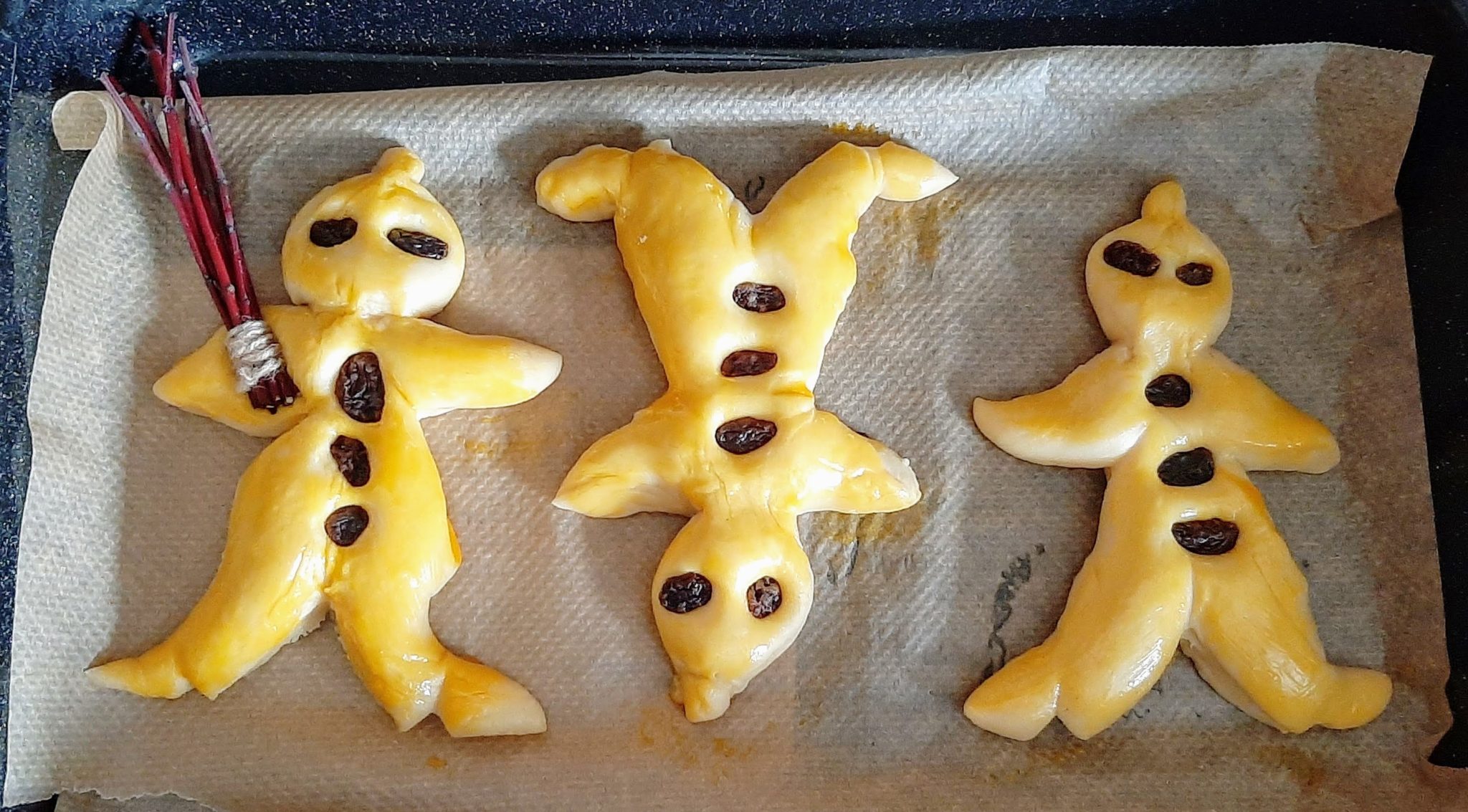 Weckmänner zu Nikolaus - Rezept für 3 Stück - Miris Welt