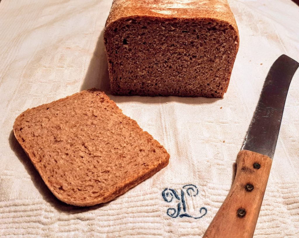 Vollkorntoastbrot angeschnitten